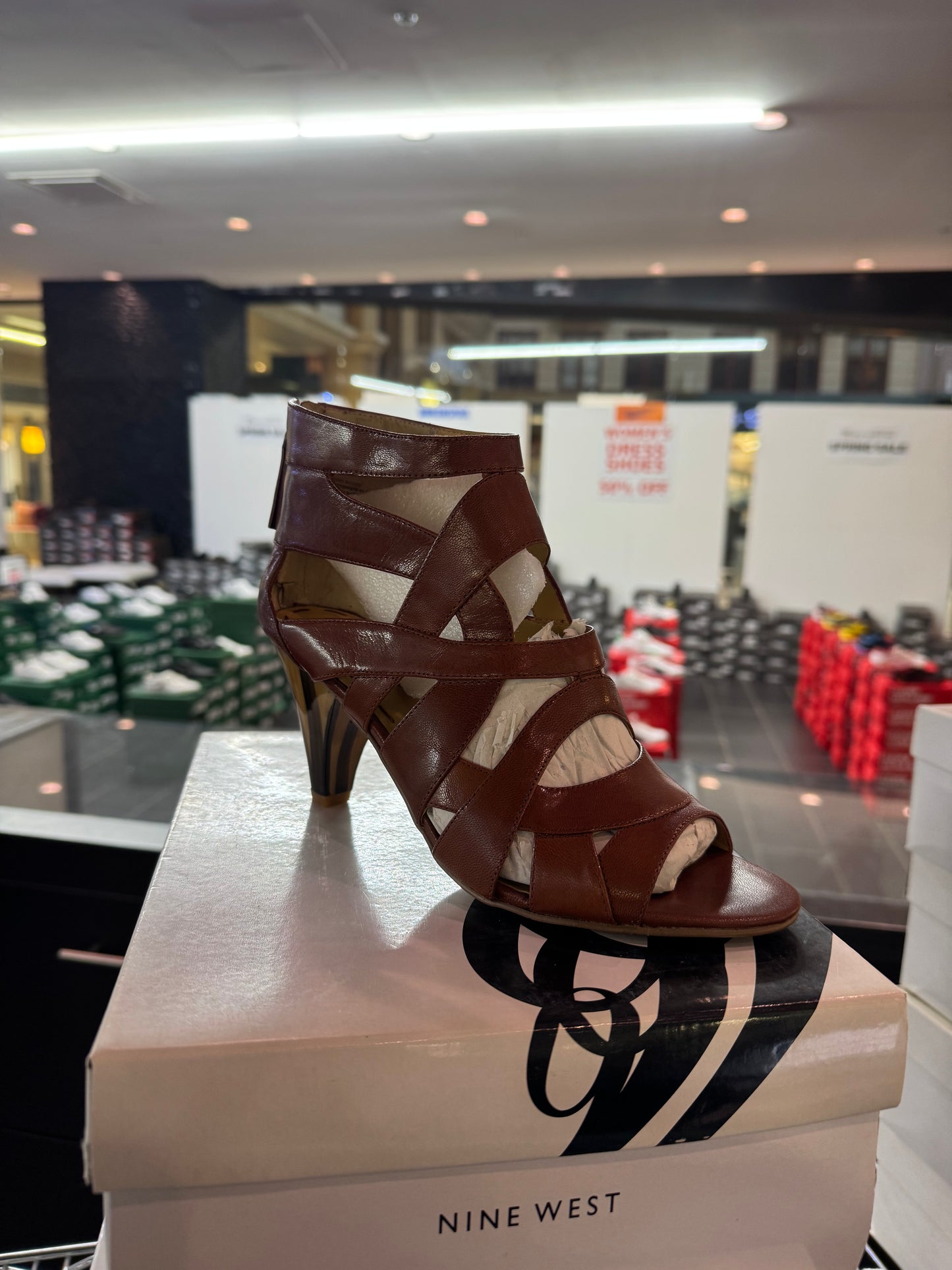 NWCURRI WOMENS DRESS SHOES