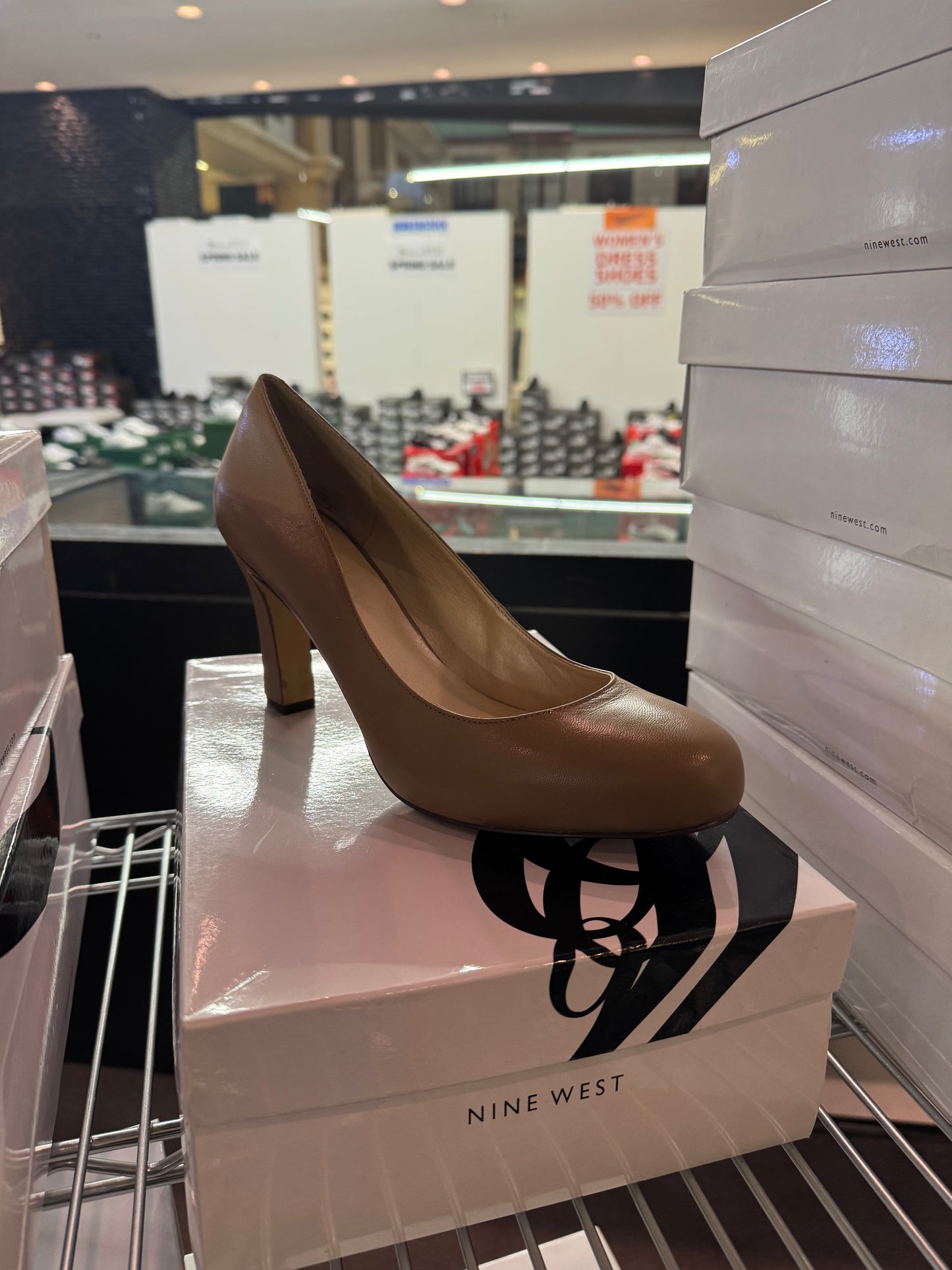 NWNOTEWORTHY TAUPE LE