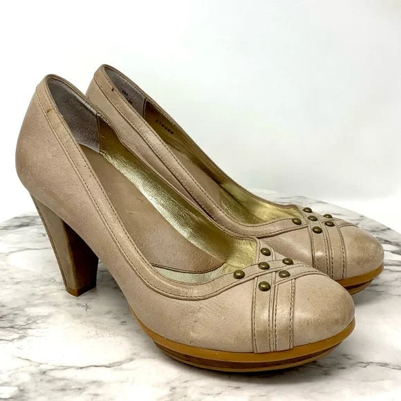 Blondo Valda Taupe Heels