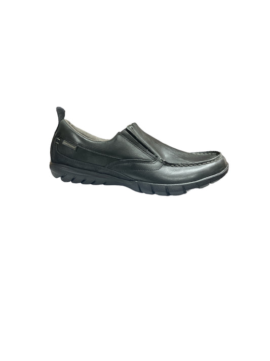 Shuttle Men's Slip On Black Leather Dress Shoe