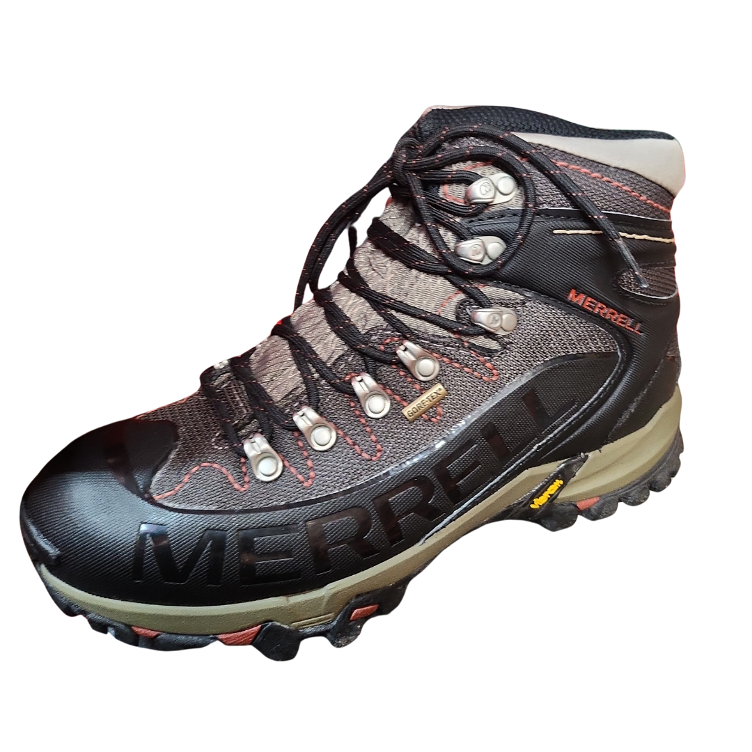 Merrell Men's Outbound Mid Bungee Cord Hiking Boots - J50903