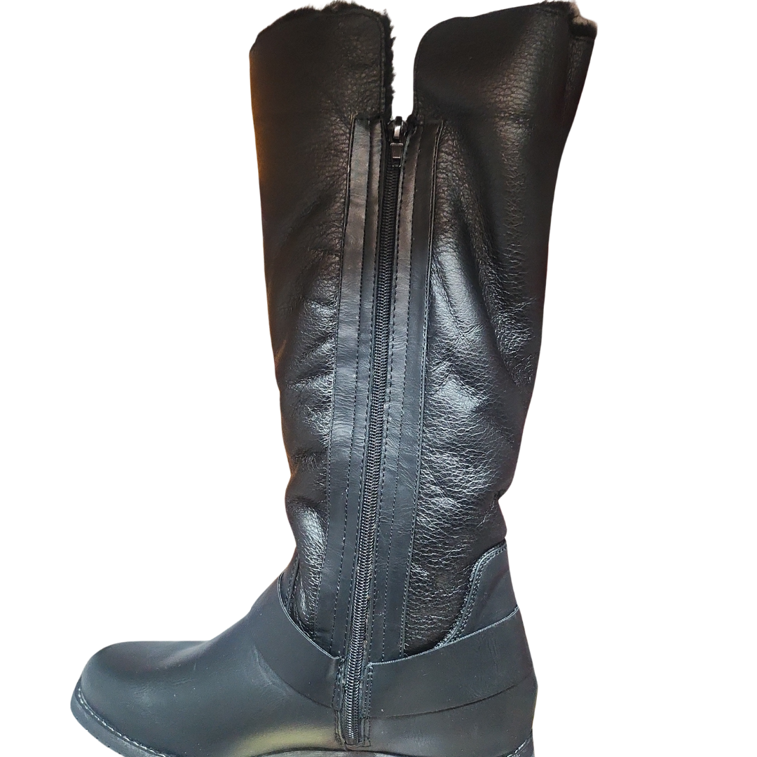 Wanderlast Malia Black Boots