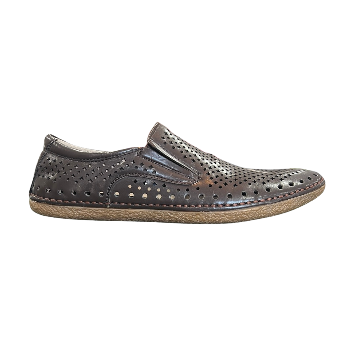 Stacy Adams Women's Nassau Brown Slip Ons